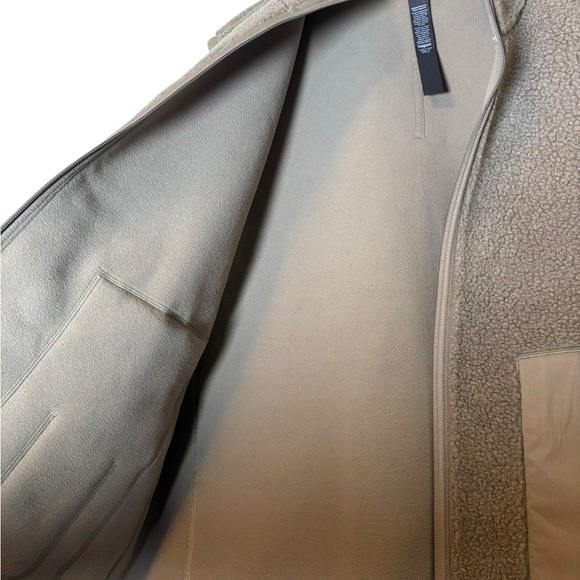 NWT Lululemon Mens High Pile Fleece Vest- Size XXL - Picture 6 of 9